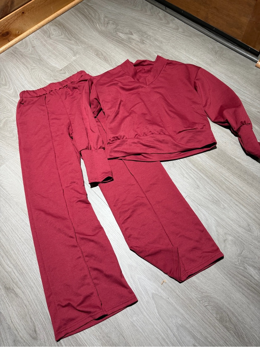 Women's Two-Piece Lounge Set in Burgundy